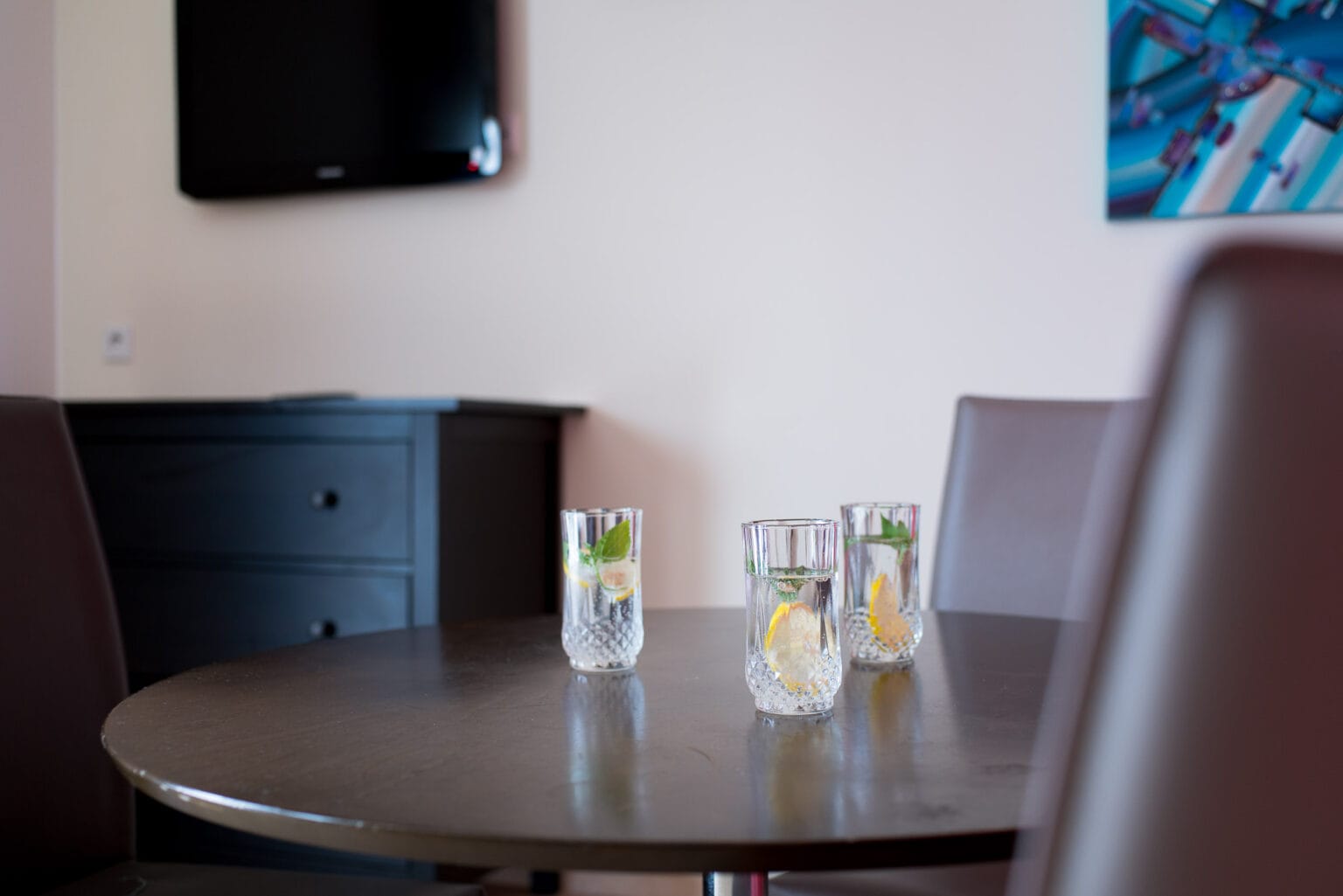 allotel-villas-interieur-cuisine-salon-confort-detente